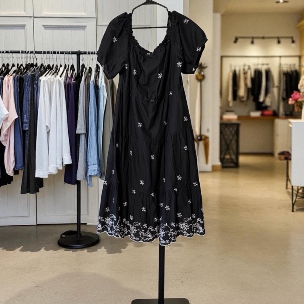 Lane Bryant Women’s Size 16 Black & White Floral Short Sleeve Dress